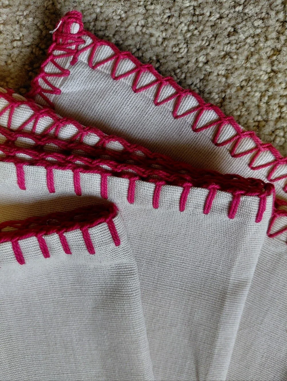 BLANKET STITCHED NAPKINS